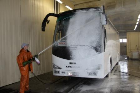 obsluzhivaniem svoih avtobusov zanimaetsya sam perevozchik kavminvodyavto na moyke